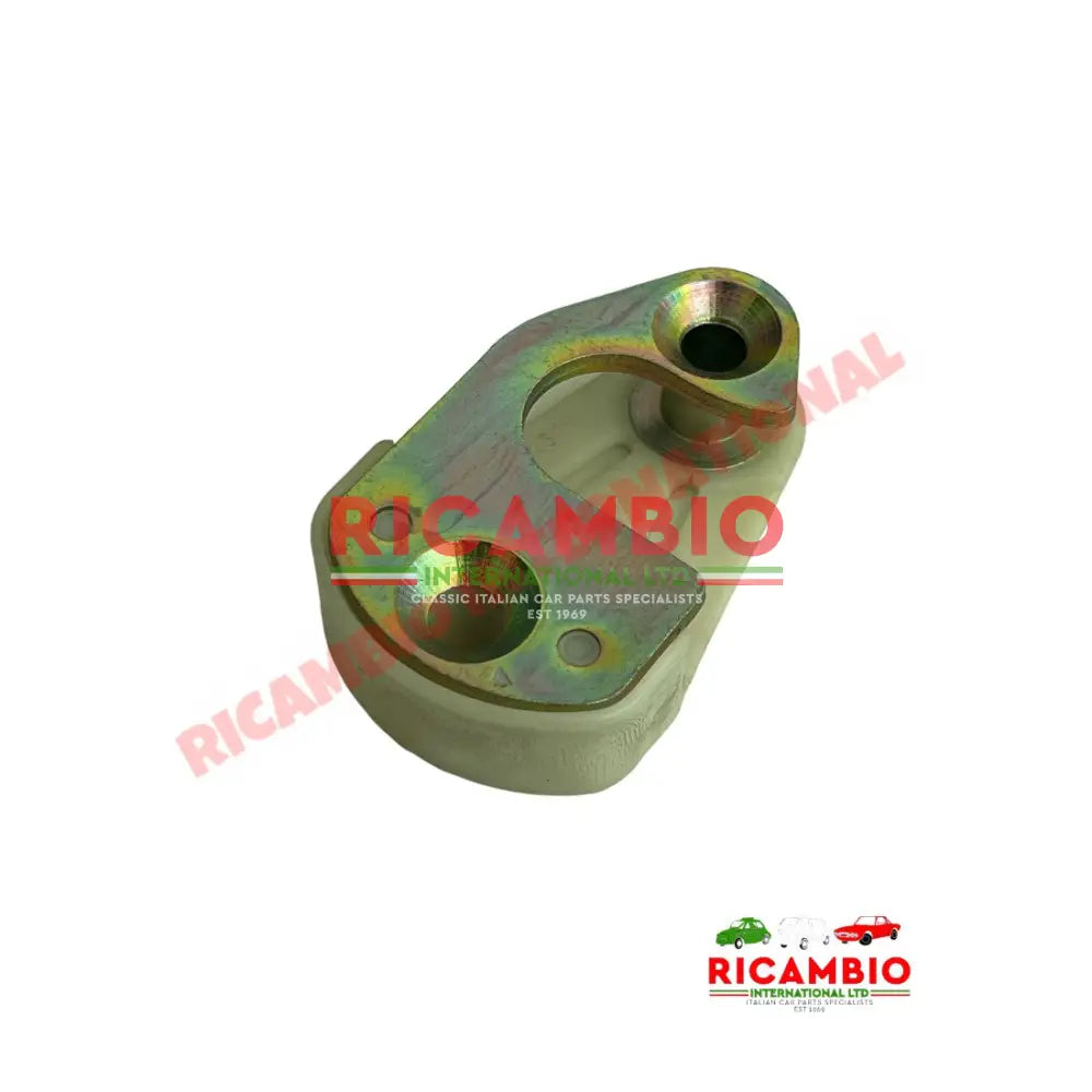 O/S Right Hand Door Lock Catch - Fiat Cinquecento - Handles - Locks and Catches
