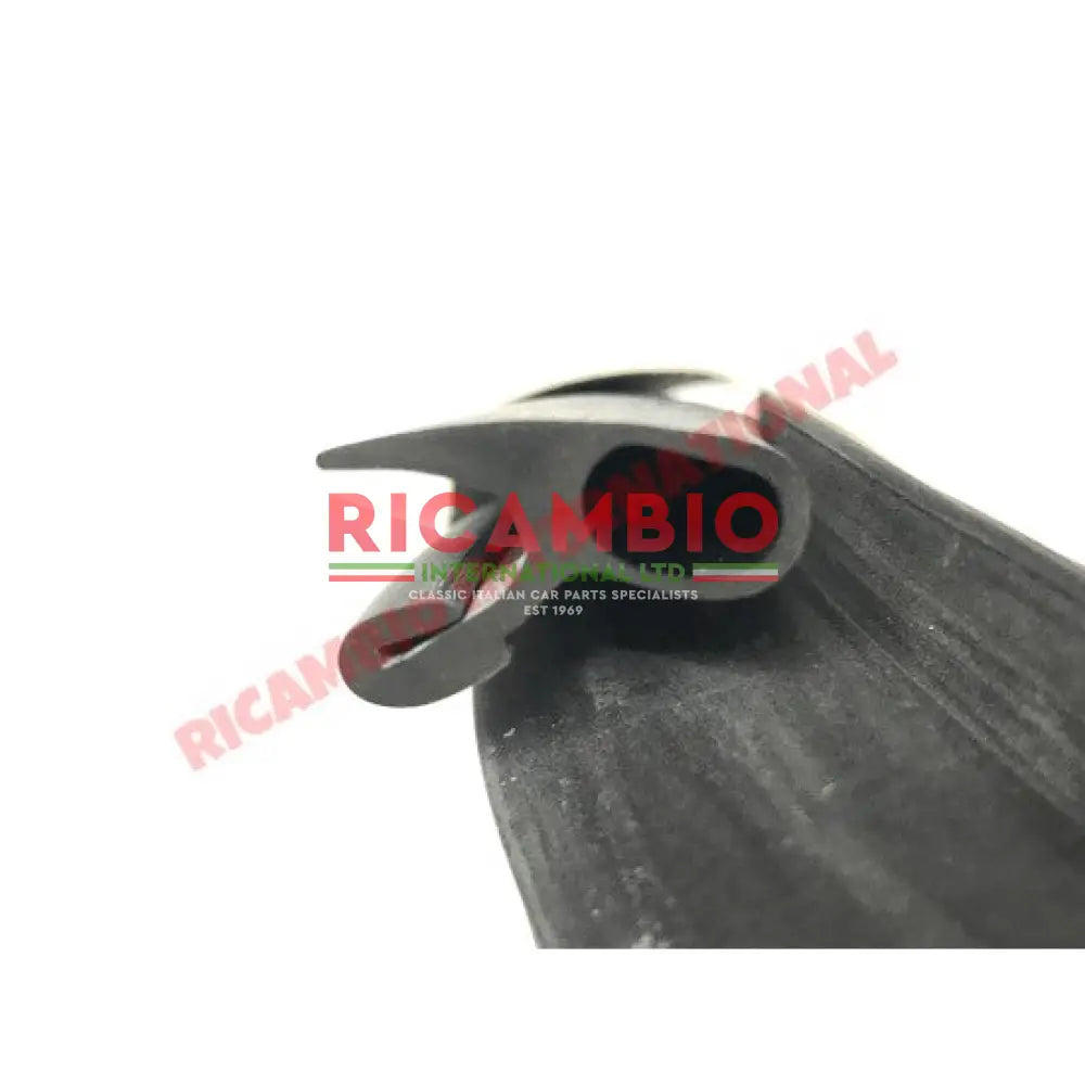 Rear Boot Trunk Rubber Seal - Fiat 124 - Gaskets & Seals