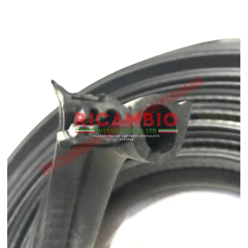 Rear Boot Trunk Rubber Seal - Fiat 124 - Gaskets & Seals