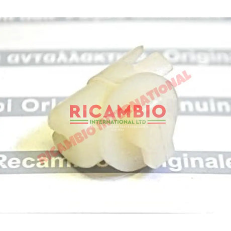 Starter Cable Retaining Clip (plastic) - Classic Fiat 500 - Cables - Clips & Springs