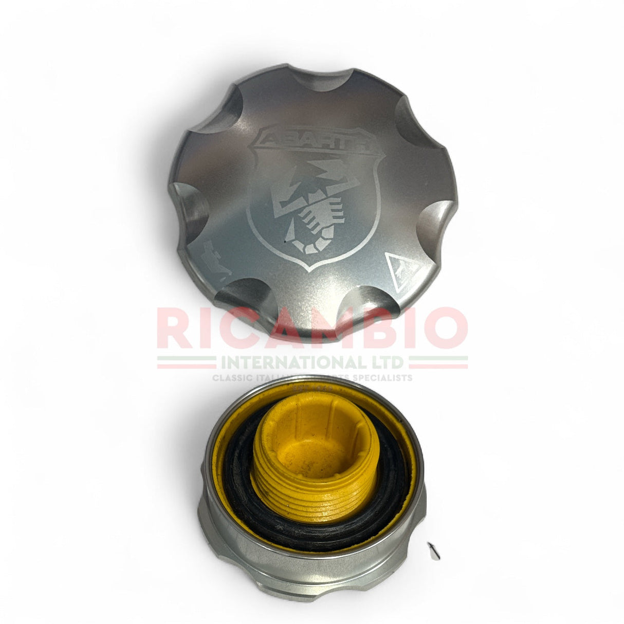 Aluminium Oil Filler Cap New Fiat 500 Abarth