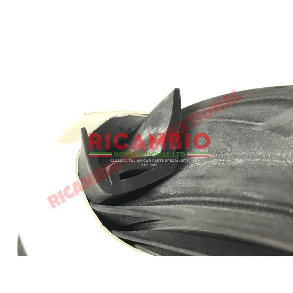 Bonnet Rubber Seal - Fiat 124 - Gaskets & Seals