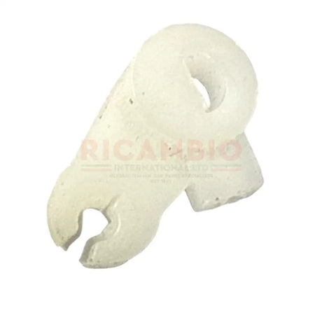 Carburettor Linkage Clip - Fiat 126 Cinquecento