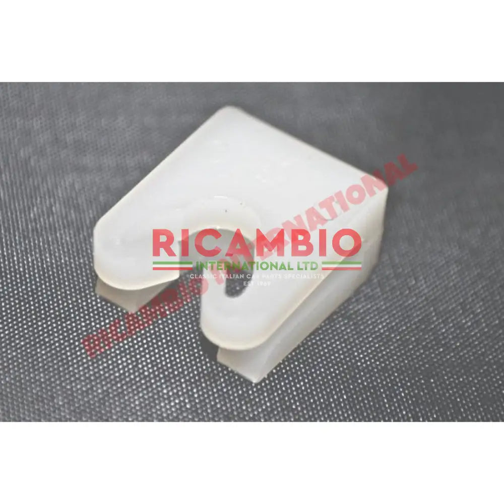 Choke Cable Clip - Classic Fiat 500 126 - Cables - Clips & Springs