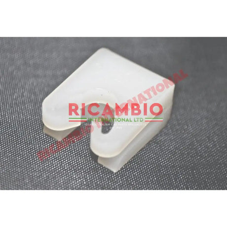 Choke Cable Clip - Classic Fiat 500 126 - Cables - Clips & Springs