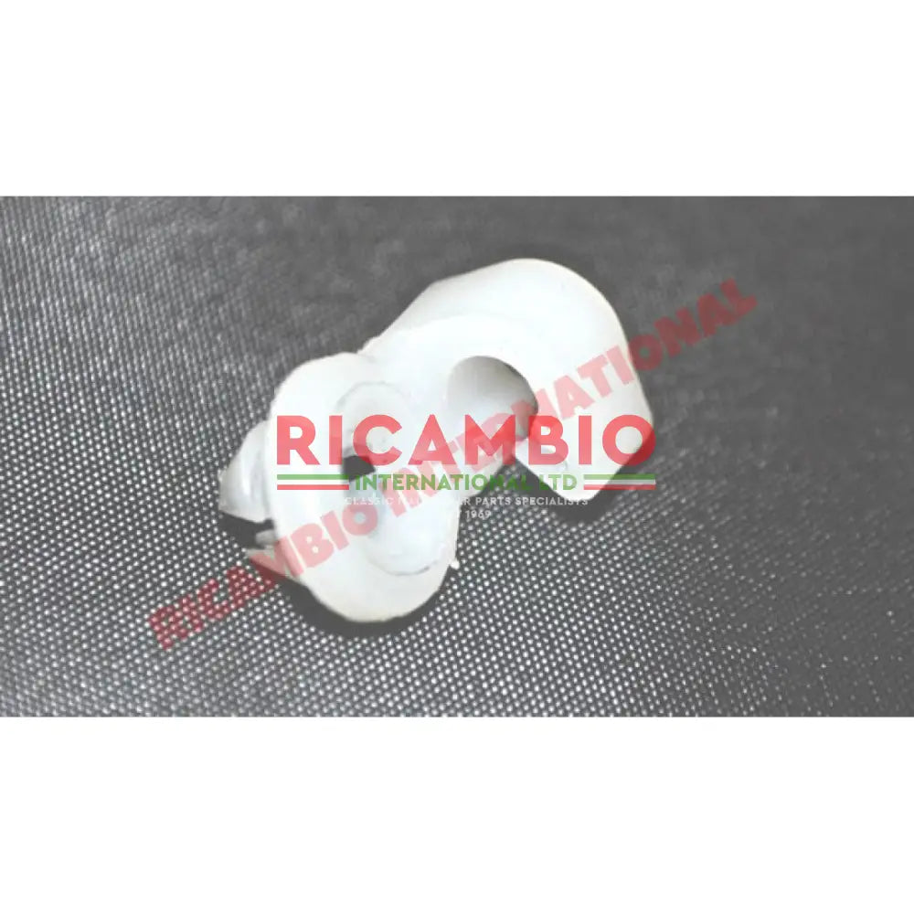 Choke Cable Clip - Classic Fiat 500 126 - Cables - Clips & Springs