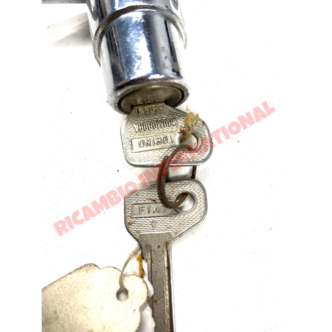 Chrome Rear Boot Lock Button & Keys - Fiat 124 - Fiat 124 & 125