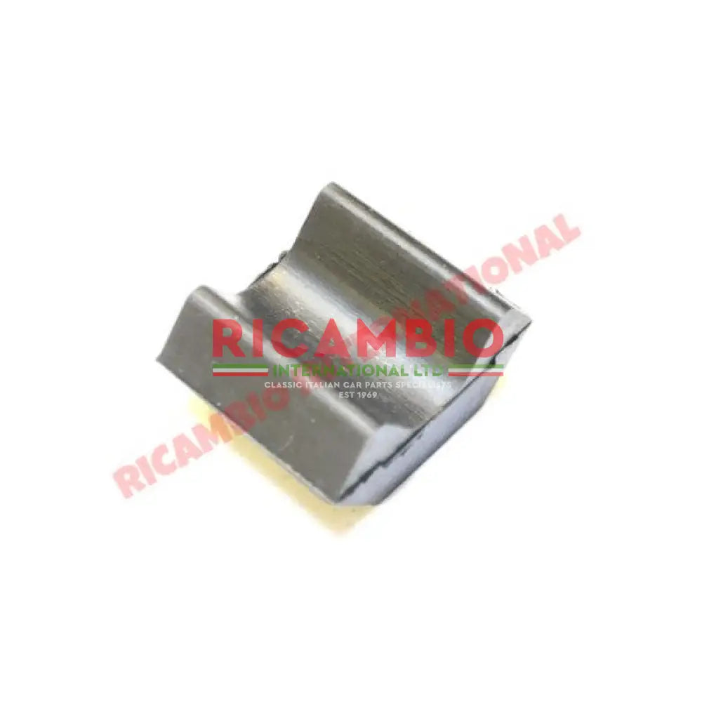 Front Leaf Spring Clamp Bush - Classic Fiat 500 126 - Suspension Parts