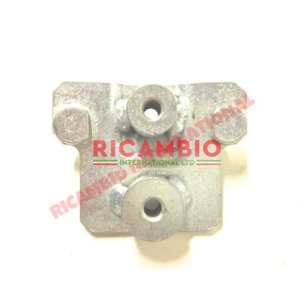 Front Stabiliser Anti Roll Bar Bracket - Fiat Cinquecento Seicento - Steering - Shaft & Suspension