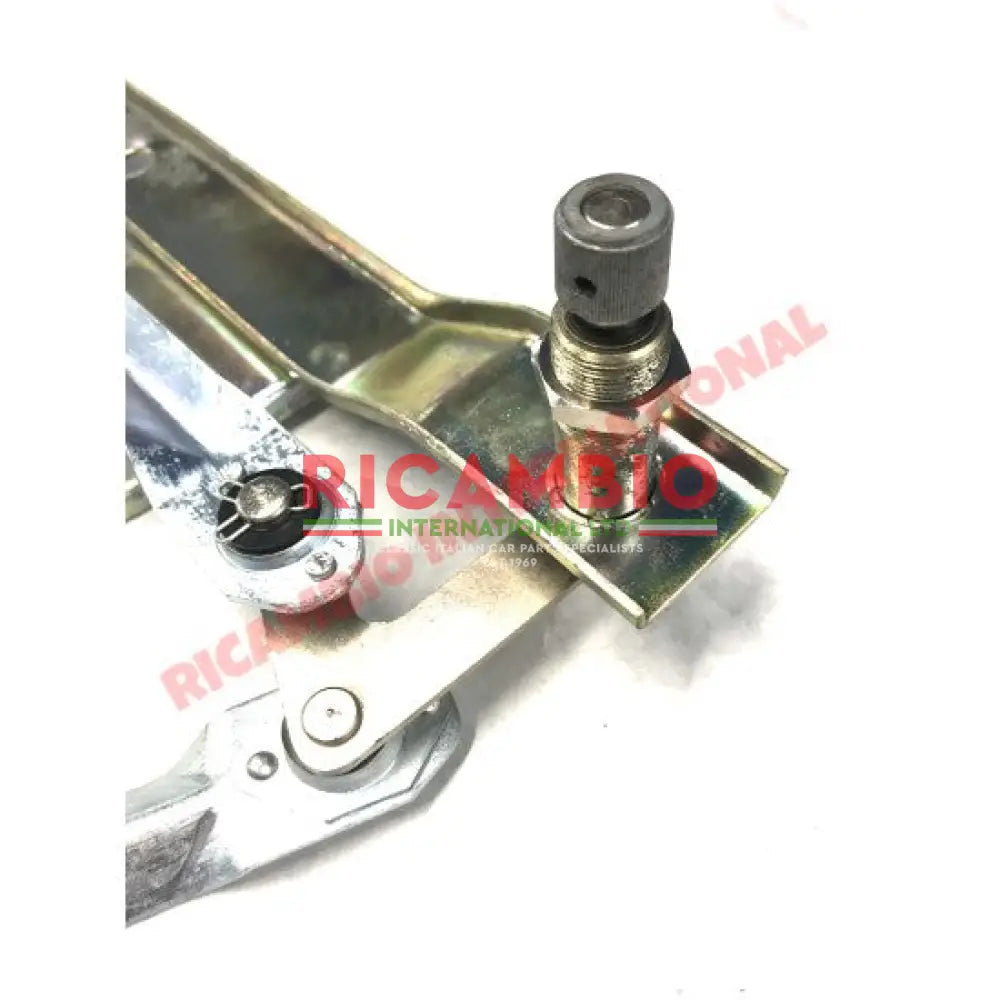 Front Wiper Linkage (LHD) - Fiat 124 Sports Coupe - Fiat 124 & 125