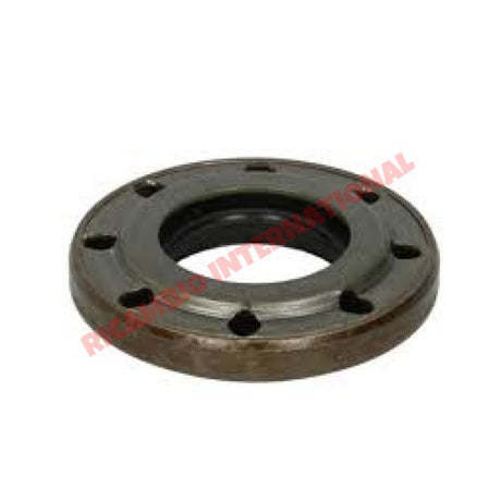 Gearbox Spigot Shaft Oil Seal - Classic Fiat Panda,Uno,New 500,Cinquecento Autobianchi A112 - Clutch & Transmission
