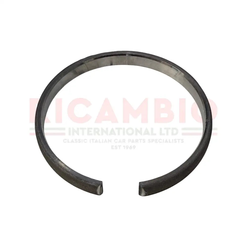 Gearbox Syncronizer Ring 5th - Classic Fiat Panda,Uno,Cinquecento,124,125,128,X19,Dino,Ritmo,850 - Clutch &