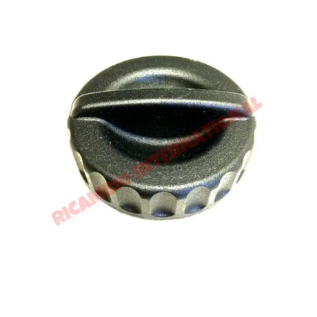 Metal Petrol Cap (Screw-On) - Classic Fiat 500 126 600 plus many others Applications - Fuel System