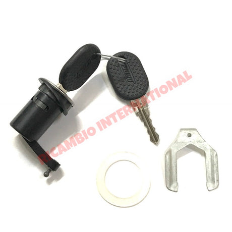 N/S Left Hand Door Barrel Housing & Clip - Fiat Barchetta - Barchetta
