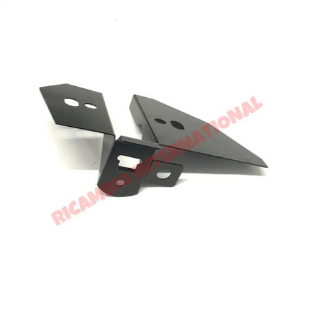 O/S Right Hand Front Suspension Bracket - Classic Fiat 500 - Suspension Parts