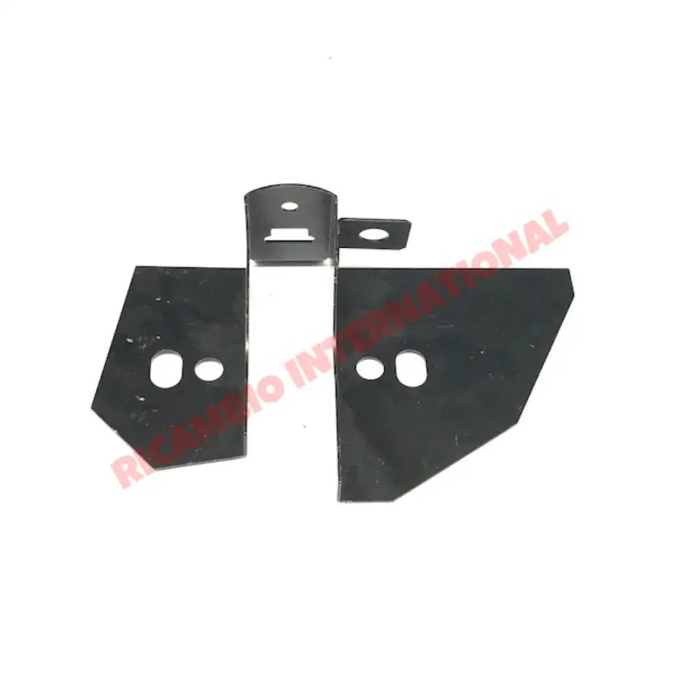 O/S Right Hand Front Suspension Bracket - Classic Fiat 500 - Suspension Parts