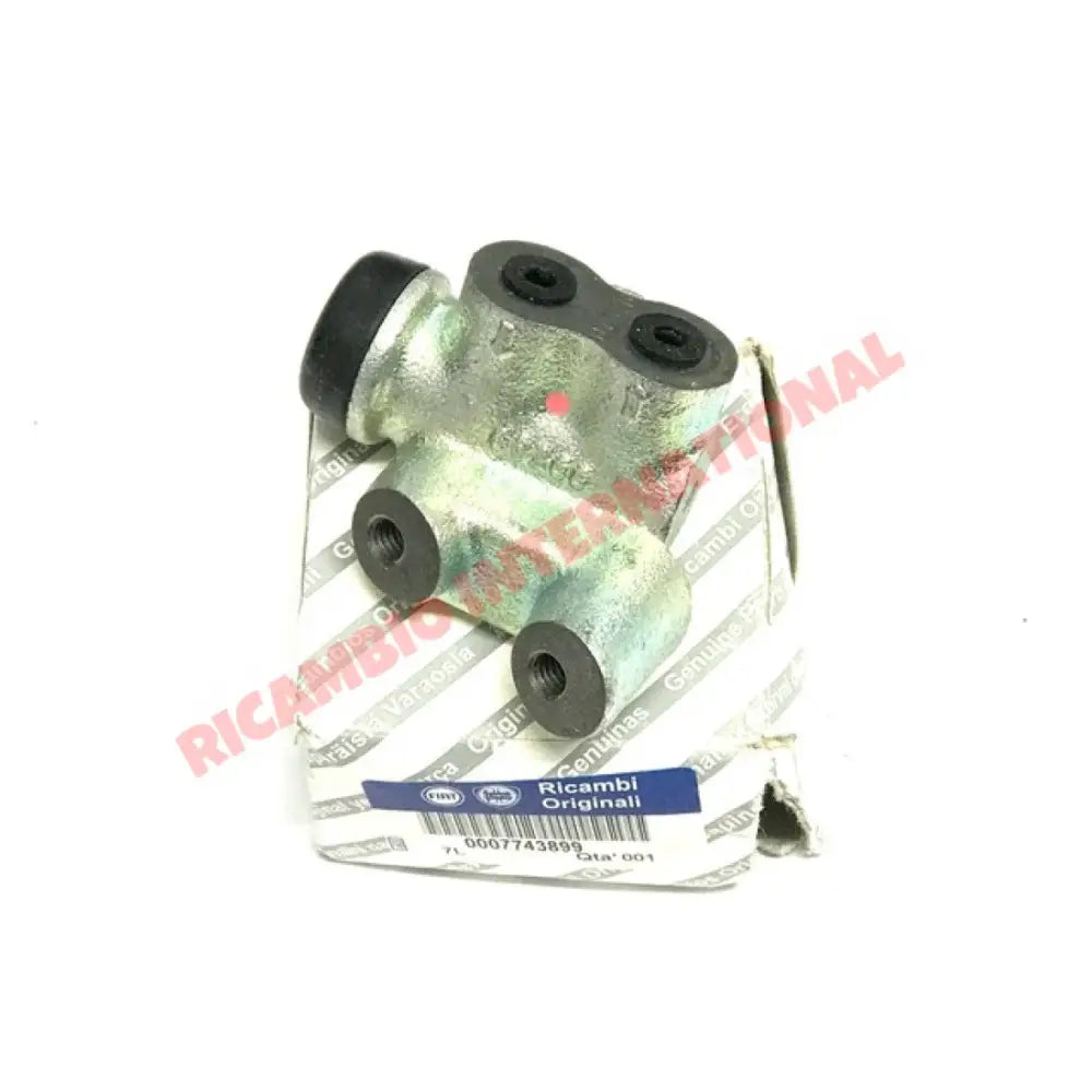 O/S Right Hand Rear Brake Compensator Valve - Fiat – Ricambio ...