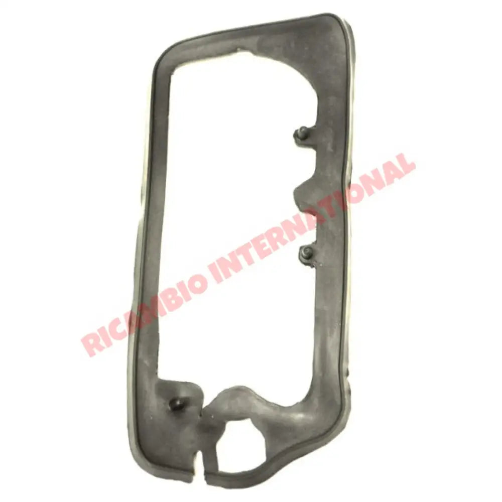 O/S Right Hand Rear Lamp Rubber Seal - Classic Fiat 500 - Lights - Lamps and Lenses