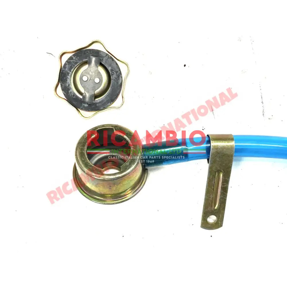 Oil Breather Cap & Hose Kit - Fiat 600,850,124,127,128,131,132 Strada,Autobianchi A112 Lancia Fulvia - Engine