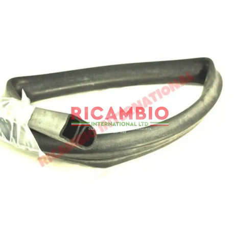 Rear Door Bottom Rubber Seal - Classic Fiat 500 - Door Seals & Associated Parts