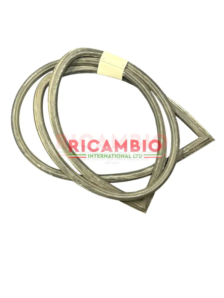 Rear Screen Rubber Seal - Fiat 124 Saloon/Berlina - Gaskets & Seals