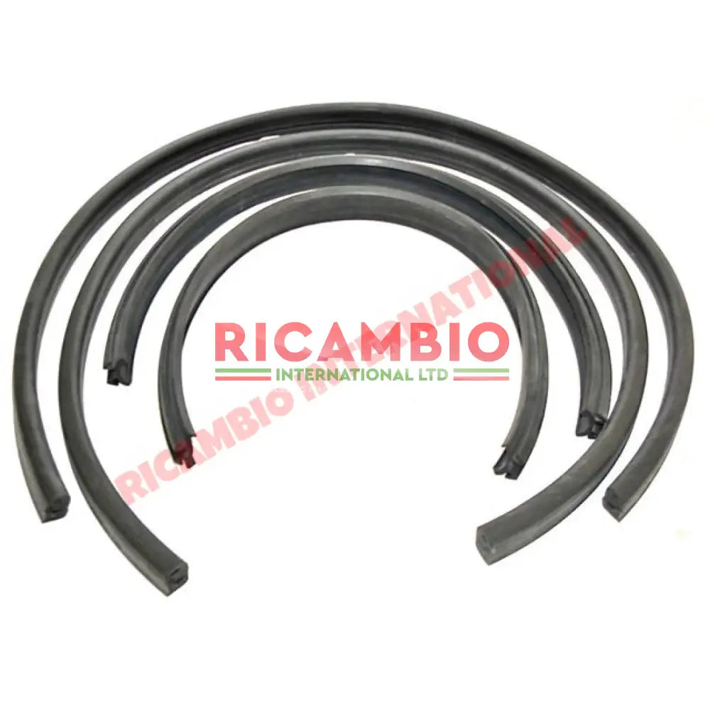 Rear Screen Seal - Fiat 2300 - Rubber Seals