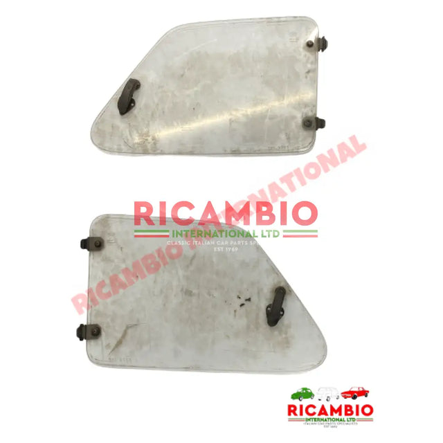 Second Hand Pair of Rear Side Opening Windows - Fiat 126 - Second Hand Parts