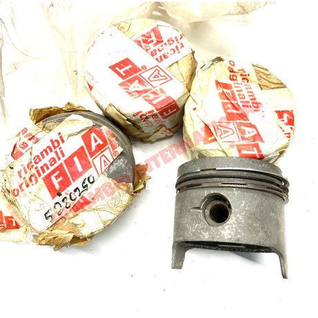 Set of FOUR Pistons & Rings (STD) - Fiat 131 - Fiat 131/132
