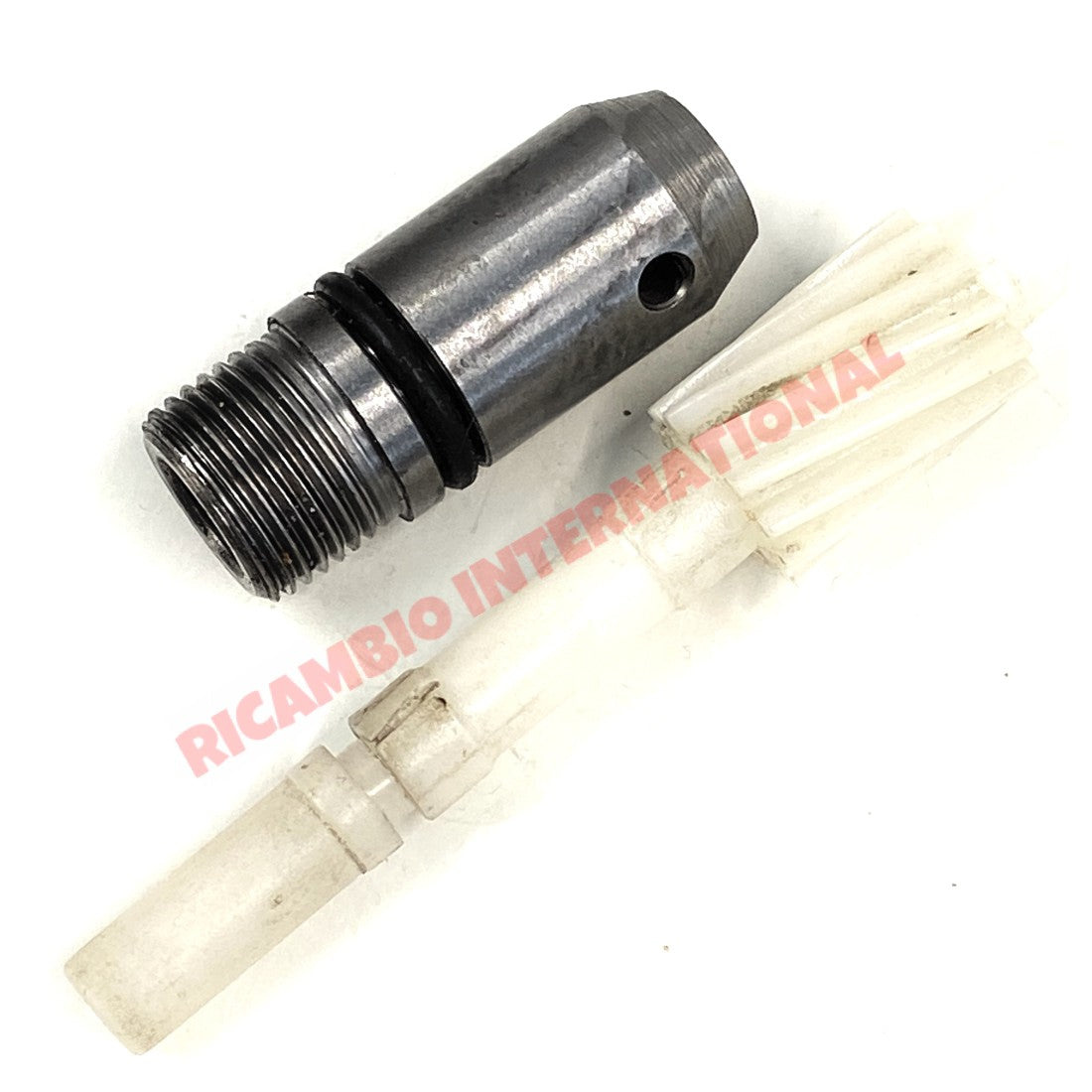 Speedo Drive Gear & Support - Fiat 128 X19 Strada - Cables