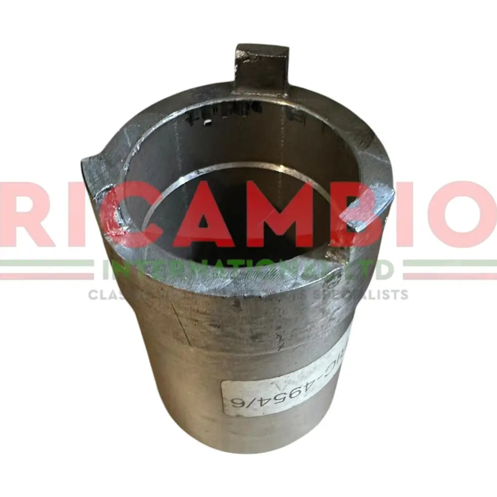 Wheel Bearing Tools to Hire - Lancia Fulvia all models - Rear Internal Tool (3 teeth) - Lancia Fulvia Series 2 & 3