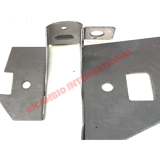 O/S Right Hand Front Suspension Bracket - Fiat 126