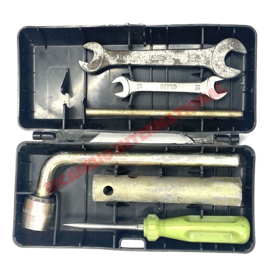 Second Hand Tool Kit - Fiat 126
